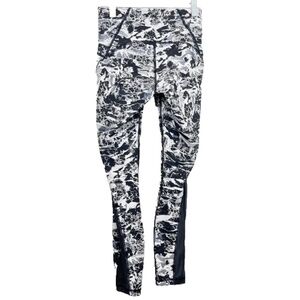 Lululemon Train Times 7/8 Pant in Interlaced Starlight Black Size 4